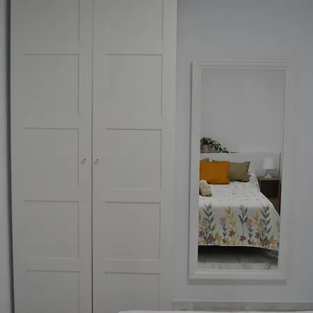 Con Encanto En El Corazon De La Ciudad 헤레스